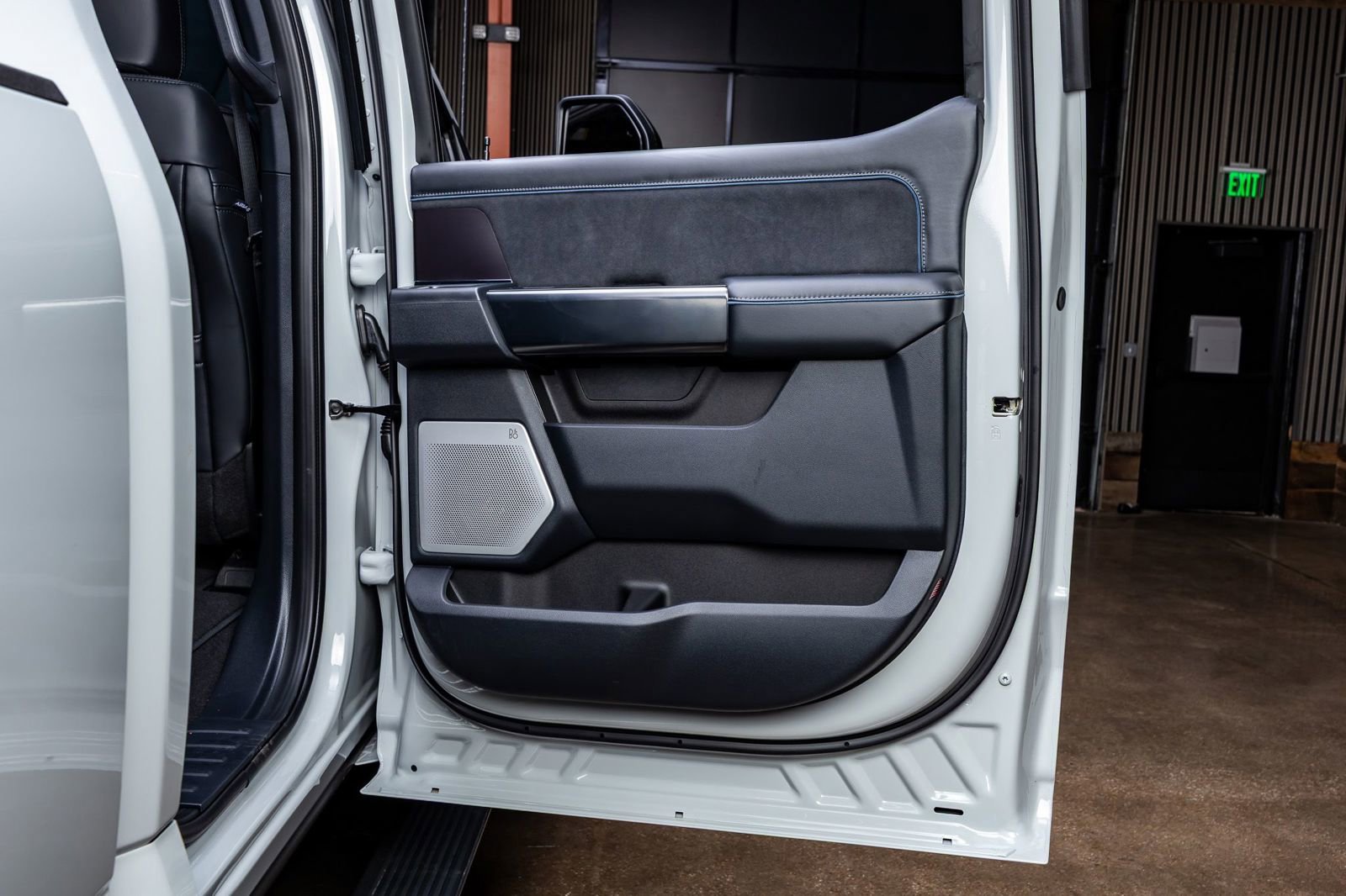 Used 2026 Ford F250 Platinum image 39