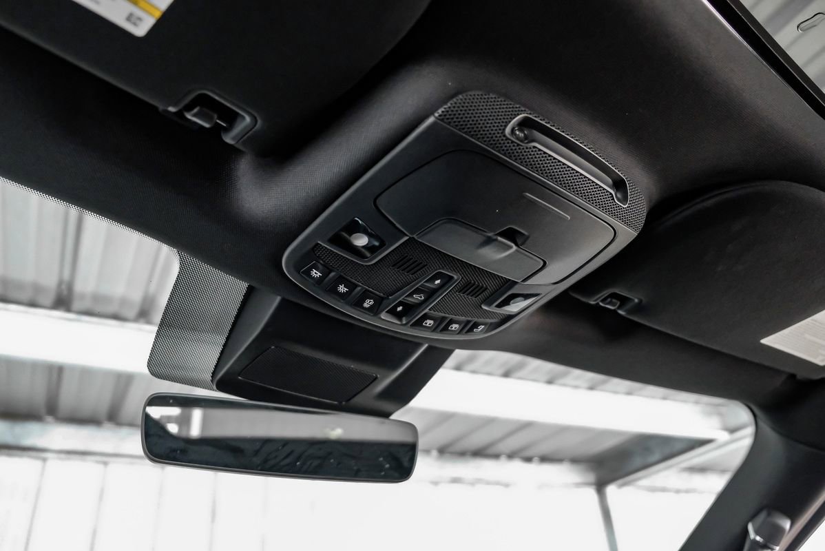 Used 2020 Lincoln Navigator L Reserve RWD image 22