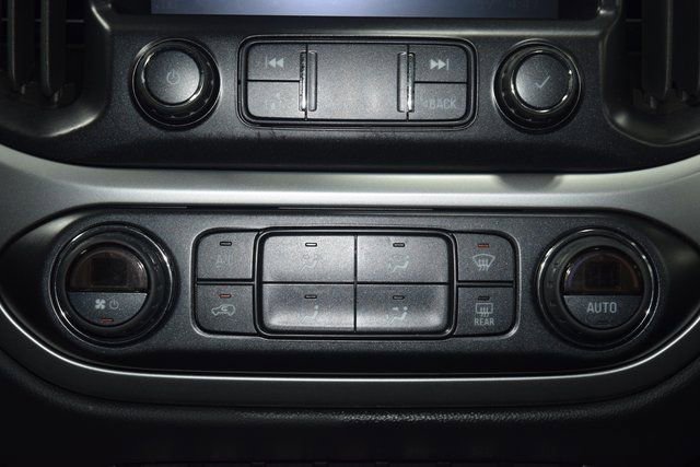 Used 2022 Chevrolet Colorado ZR2 AWD/4WD image 29