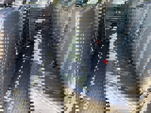 Used 2022 Ford F250 Platinum w/ FX4 Off-Road Package image 17