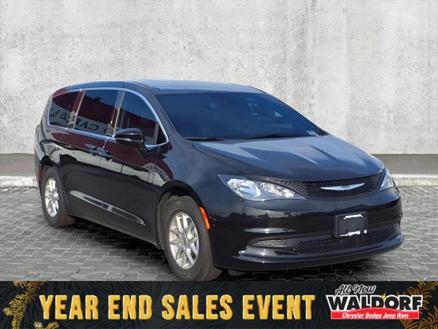 New 2025 Chrysler Voyager LX
