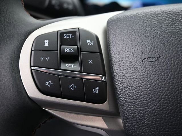 Used 2026 Ford Explorer Active image 16