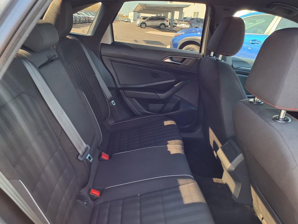 Used 2019 Volkswagen Jetta GLI image 22