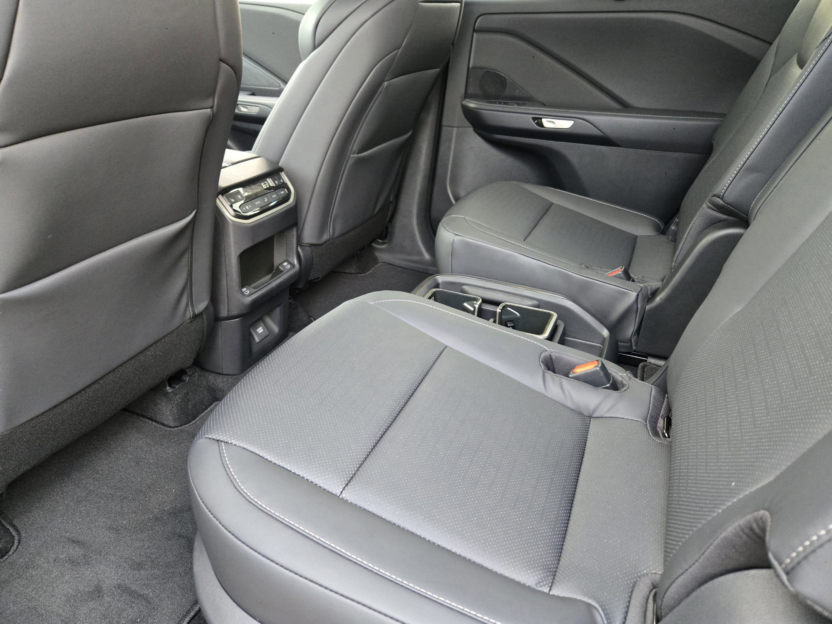 New 2026 Lexus TX 500h AWD image 21