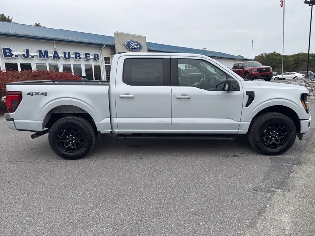 New 2025 Ford F150 XLT image 2