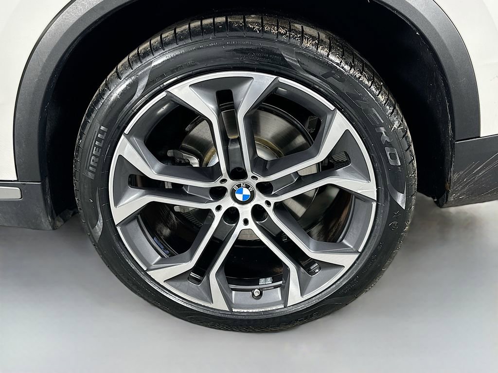 Certified 2023 BMW X5 xDrive40i w/ Parking Assistance Package image 32