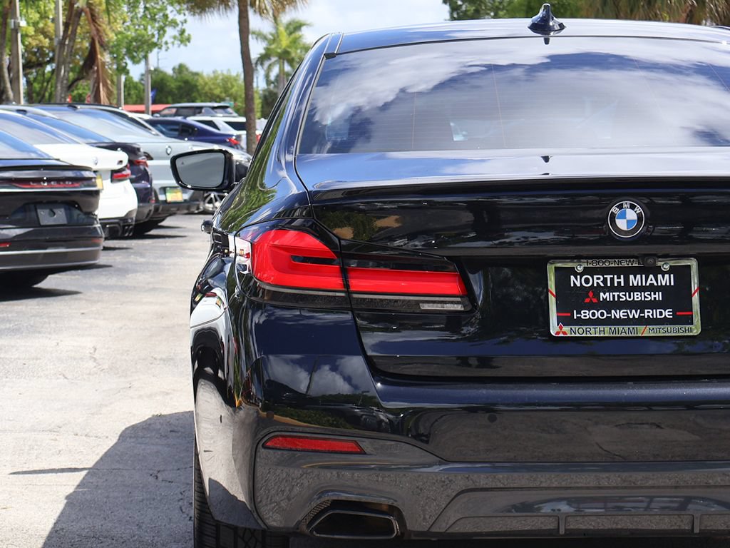Used 2023 BMW 530i w/ M Sport Package RWD image 16