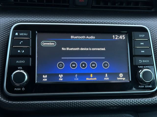 Used 2019 Nissan Kicks S image 22