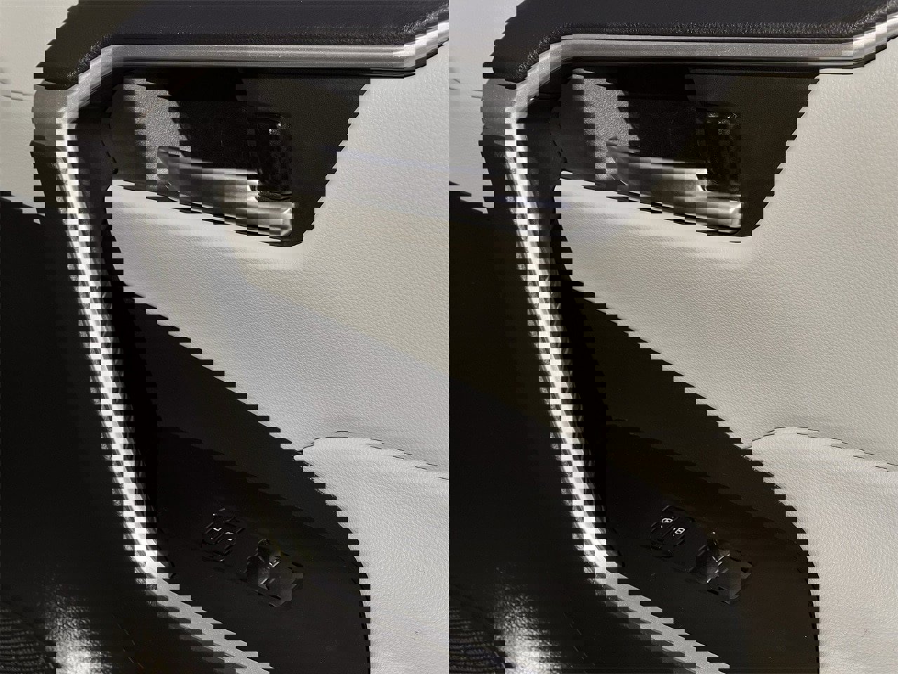 Used 2025 Toyota RAV4 XLE image 27