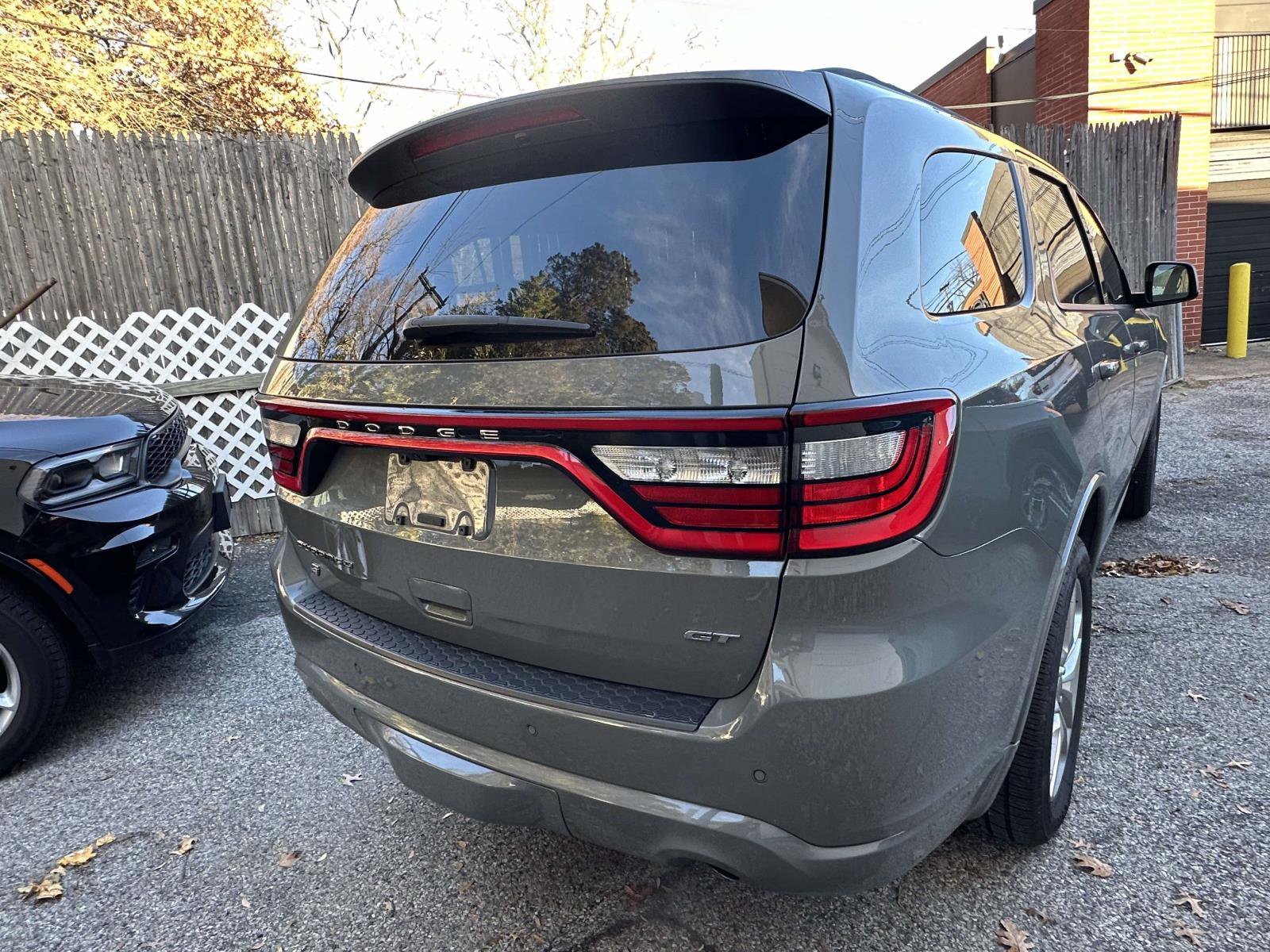 Used 2024 Dodge Durango GT image 2