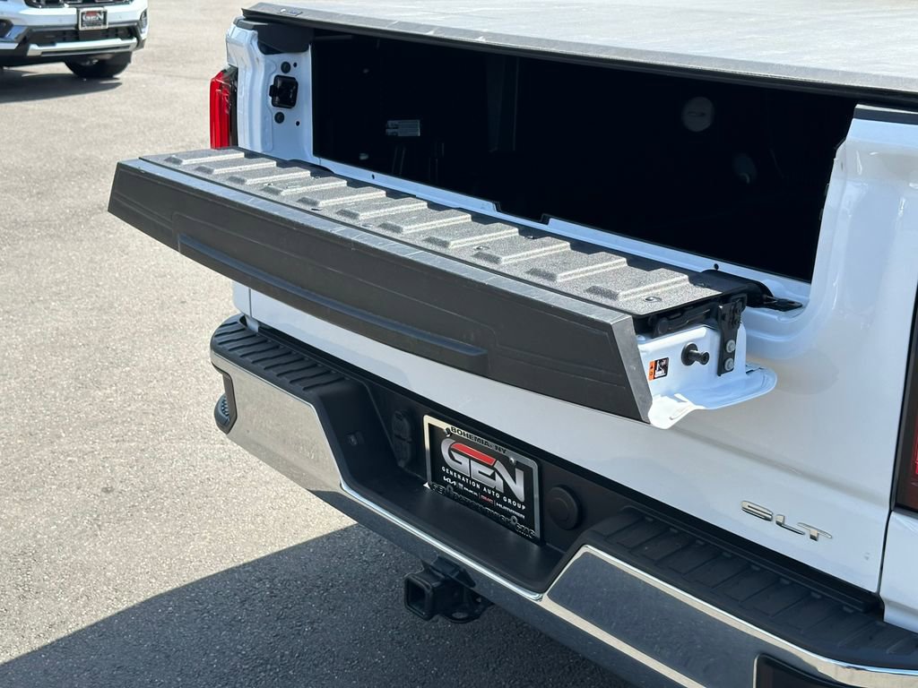Used 2024 GMC Sierra 1500 SLT AWD/4WD image 33