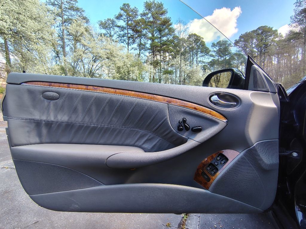 Used 2007 Mercedes-Benz CLK 350 Coupe image 16