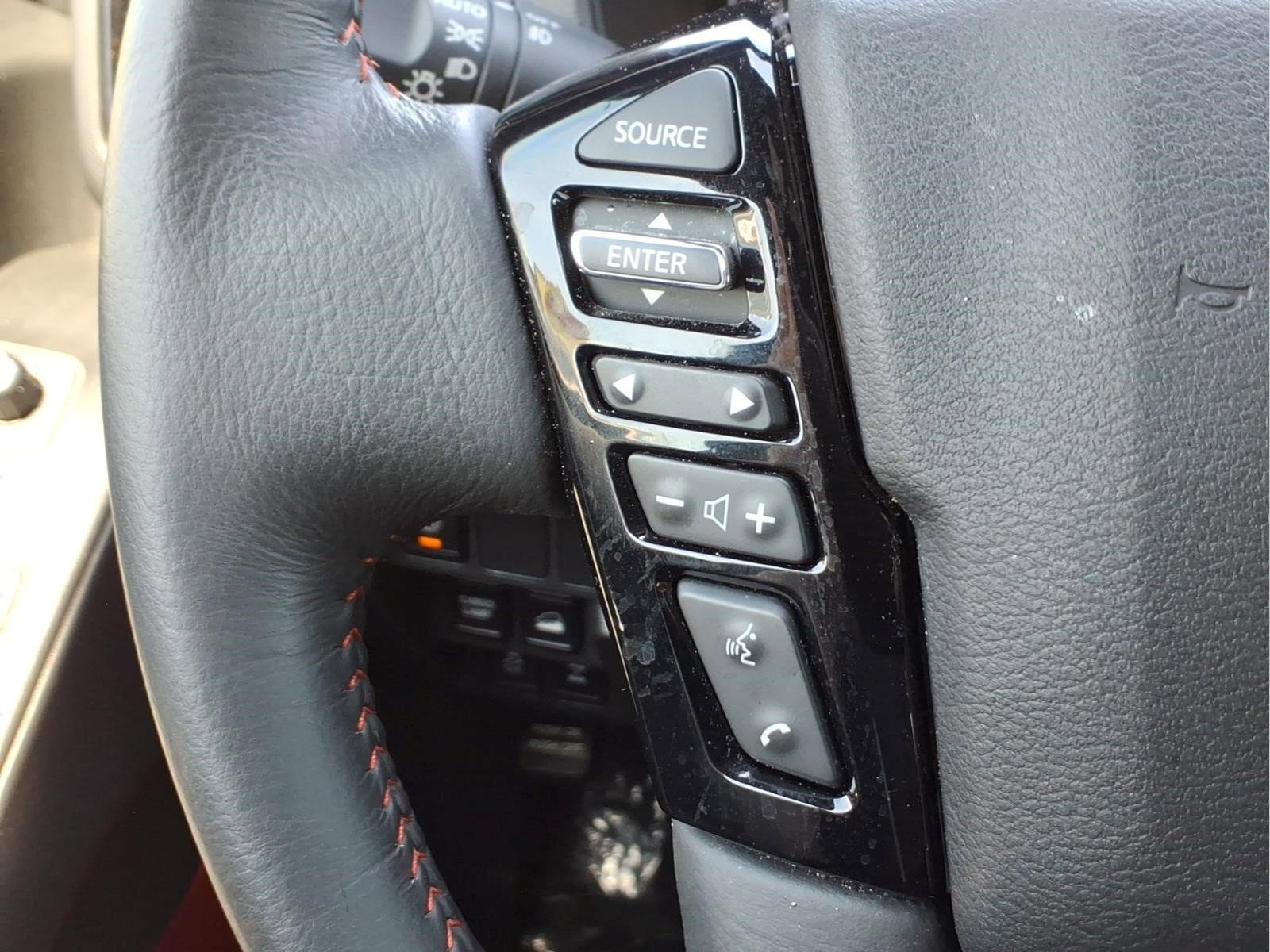 Certified 2024 Nissan Frontier PRO-4X w/ Technology Package image 18