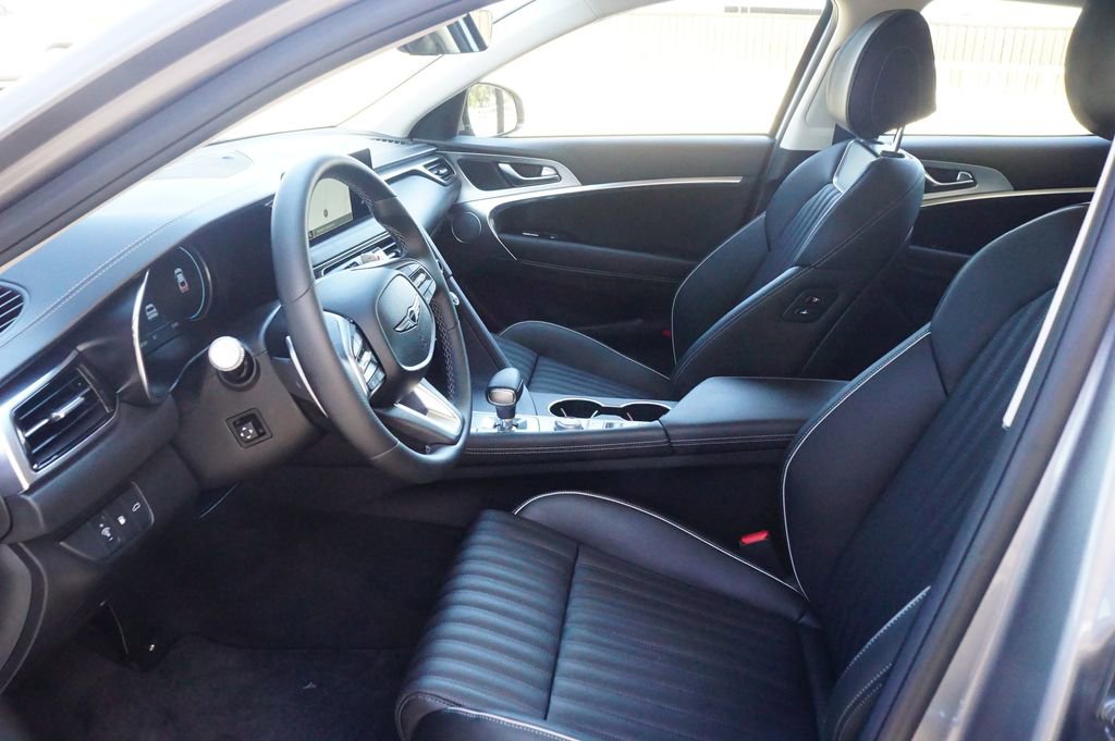 Certified 2026 Genesis G70 2.5T Prestige image 17