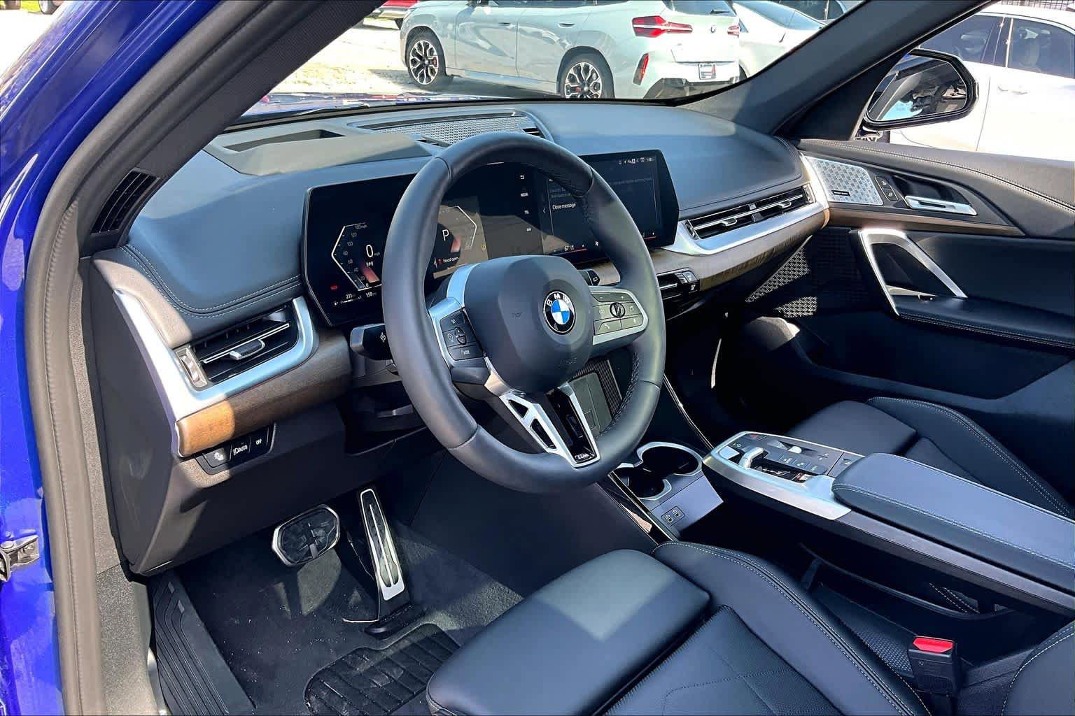 Used 2025 BMW X1 xDrive28i w/ Premium Package AWD/4WD image 16