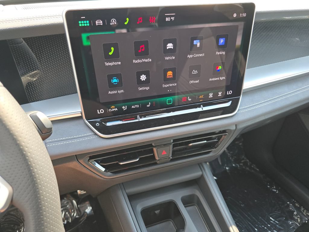 New 2026 Volkswagen Tiguan SE R-Line AWD/4WD image 23