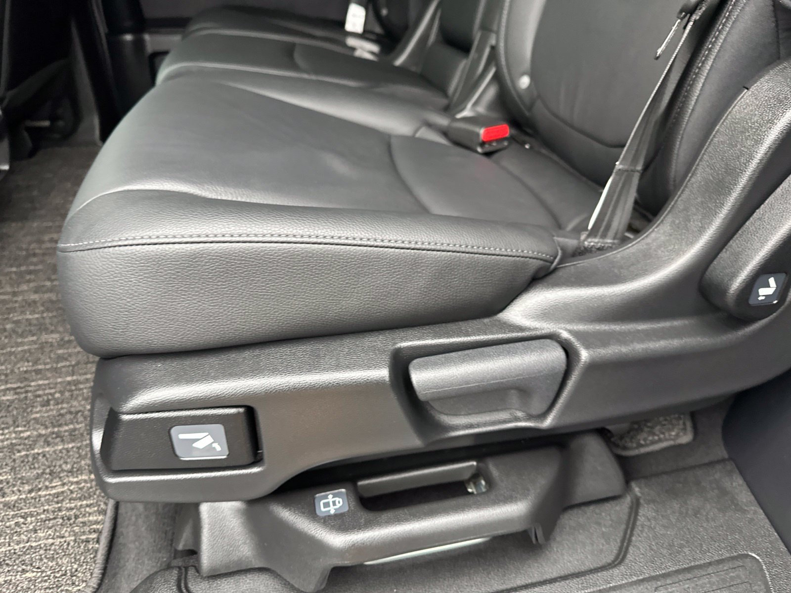 Used 2026 Honda Odyssey EX-L image 21