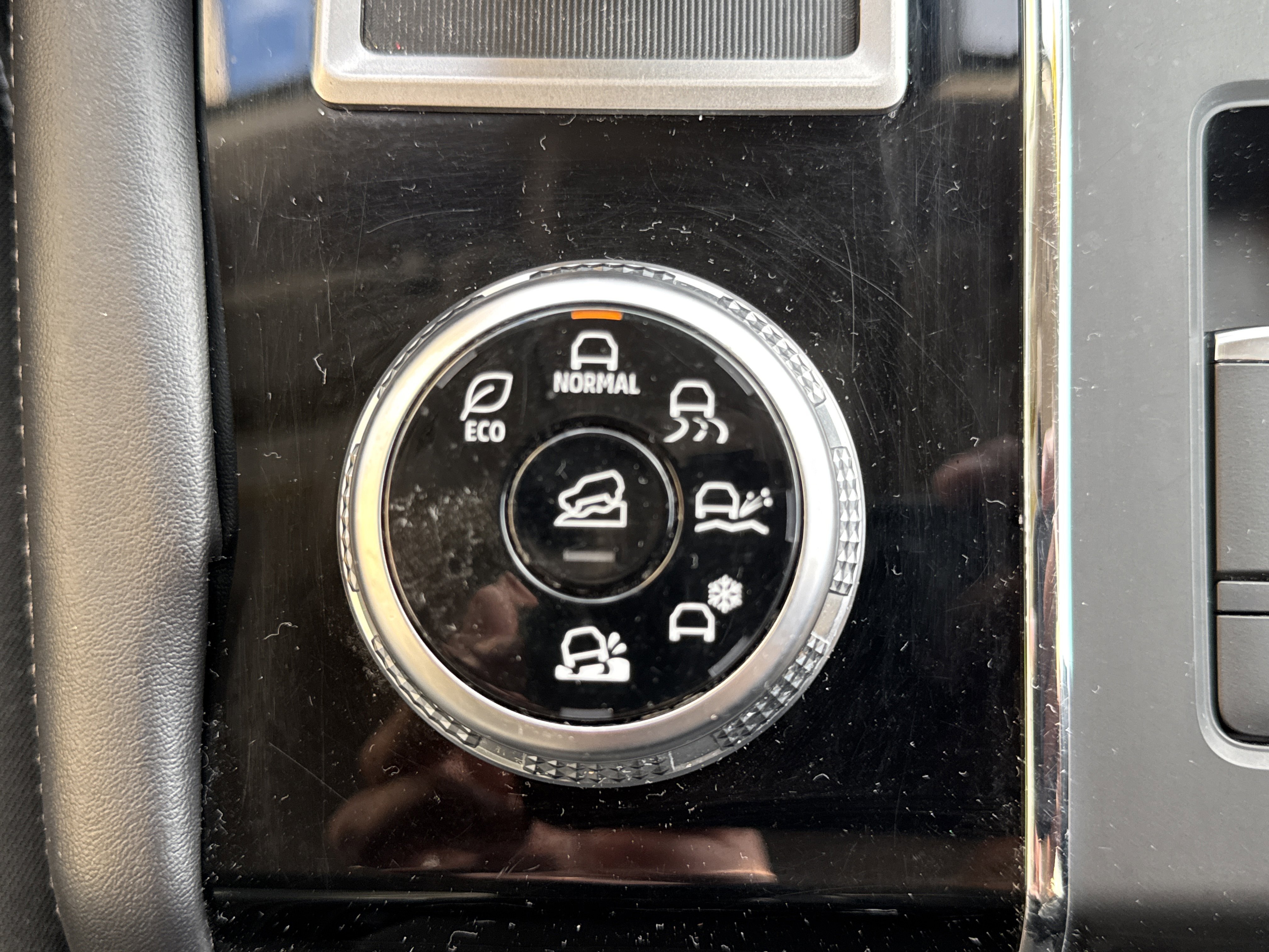 Used 2022 Mitsubishi Outlander ES image 16