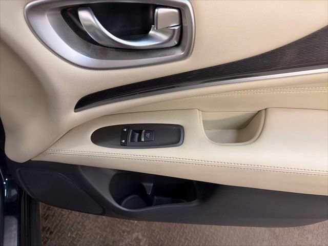 Used 2017 INFINITI QX60 AWD w/ Premium Plus Package image 36