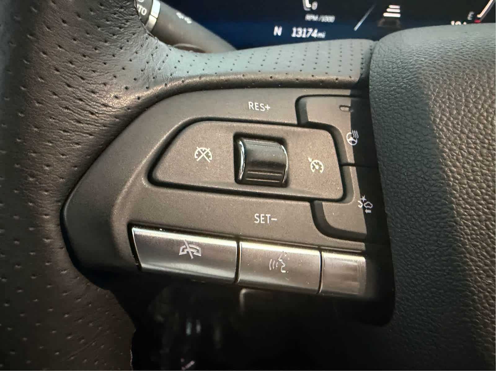 Used 2026 Cadillac XT5 Sportv AWD/4WD image 13