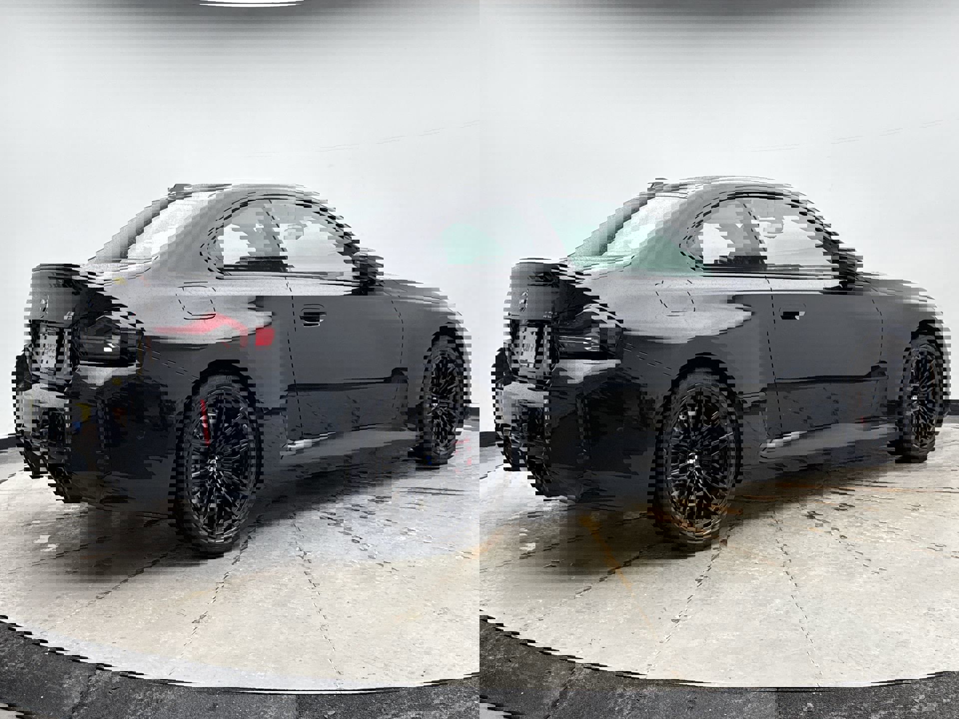 Used 2023 BMW M2 w/ Lighting Package image 5