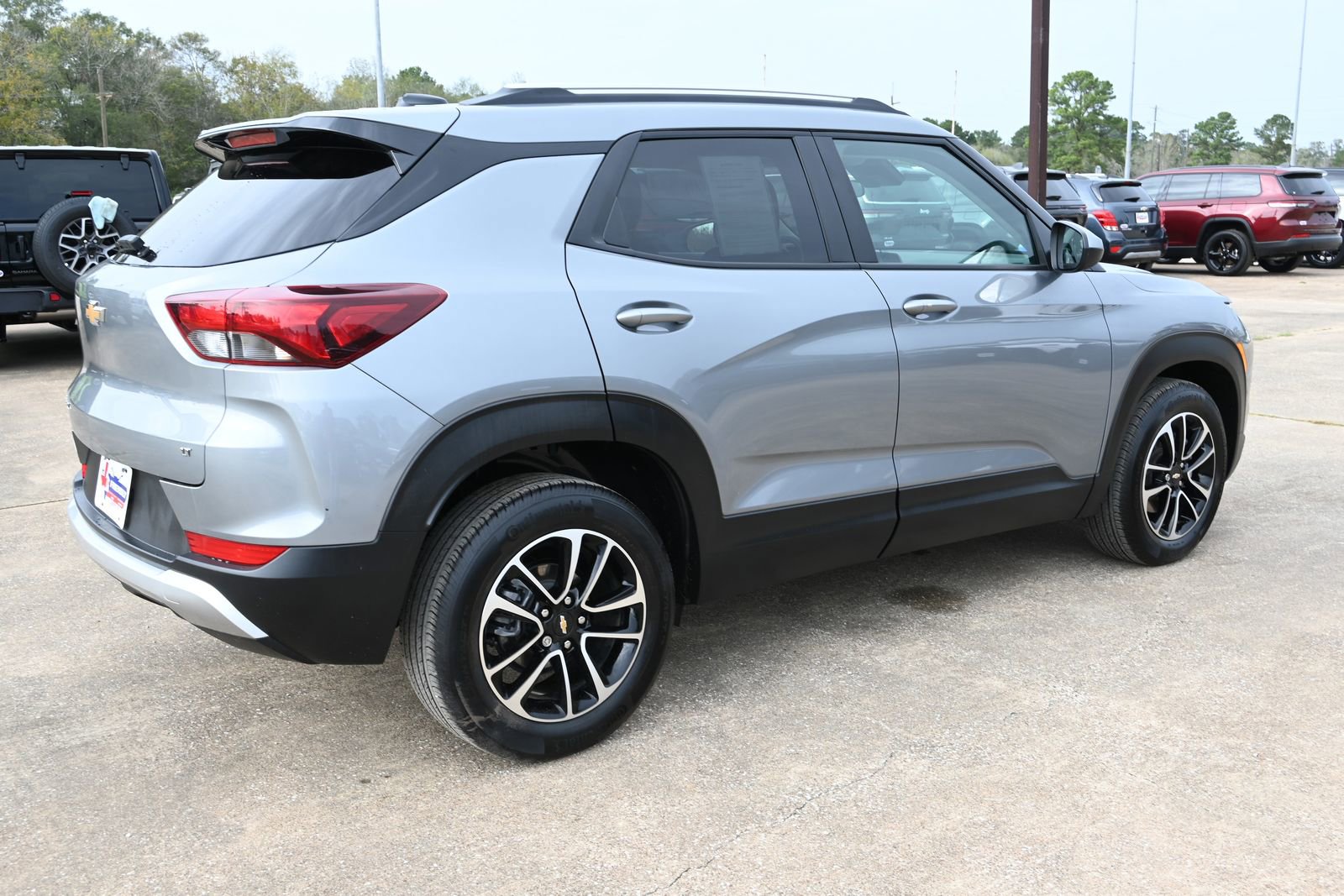 Used 2025 Chevrolet TrailBlazer LT image 5