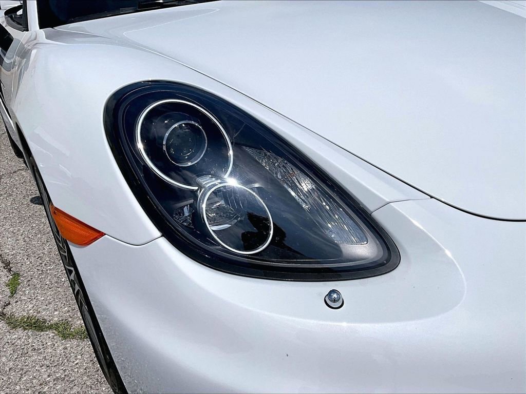 Used 2016 Porsche Boxster S RWD image 12