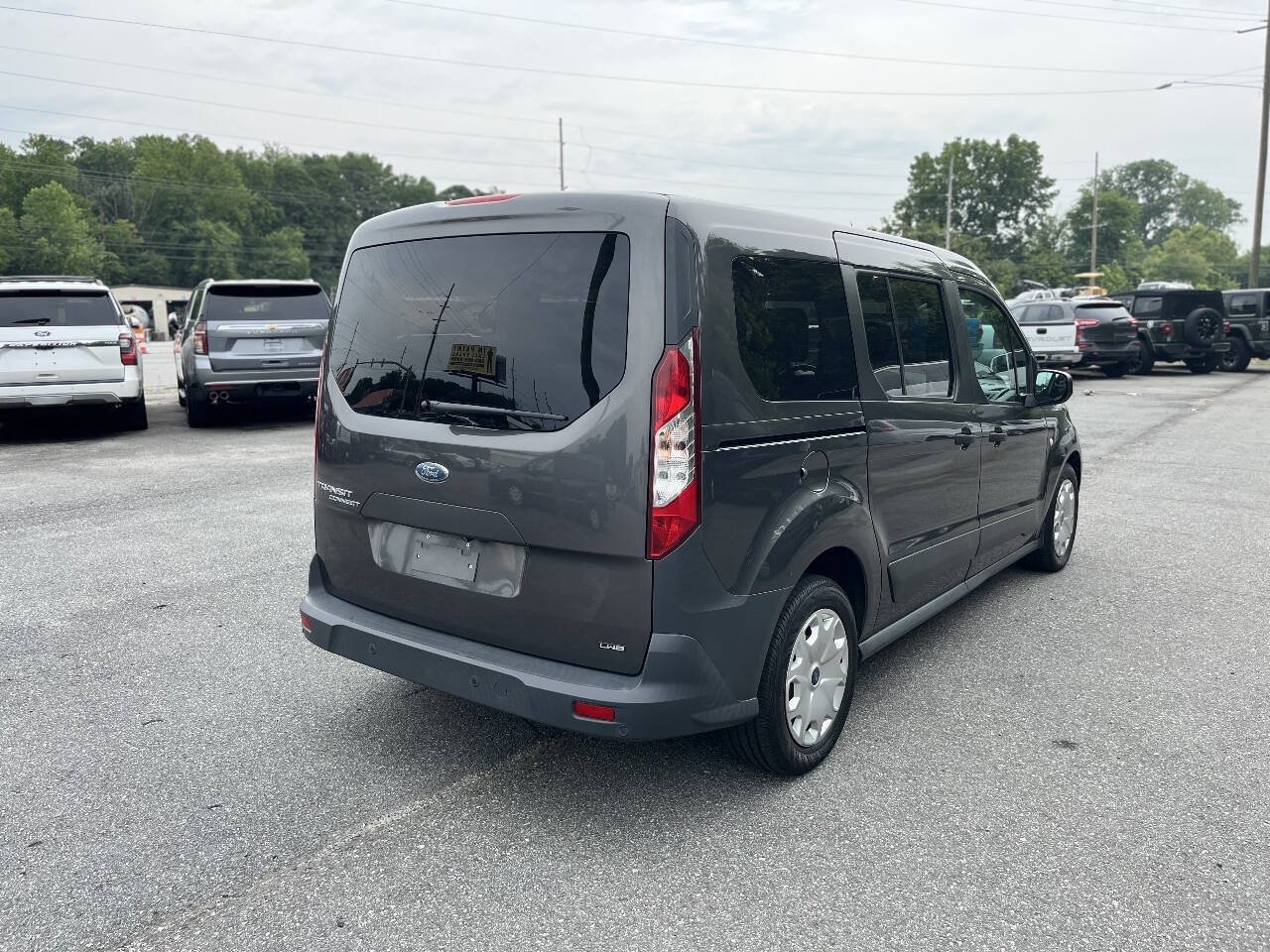 Used 2018 Ford Transit Connect XL FWD image 4