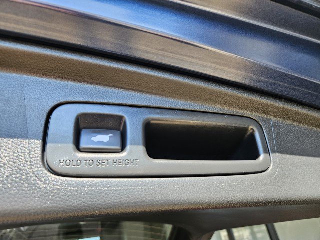 Used 2023 Honda CR-V EX-L image 11