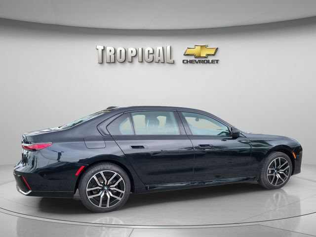 Used 2025 BMW 740i RWD image 6