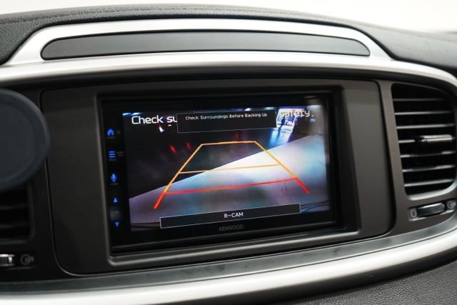 Used 2016 Kia Sorento LX image 27