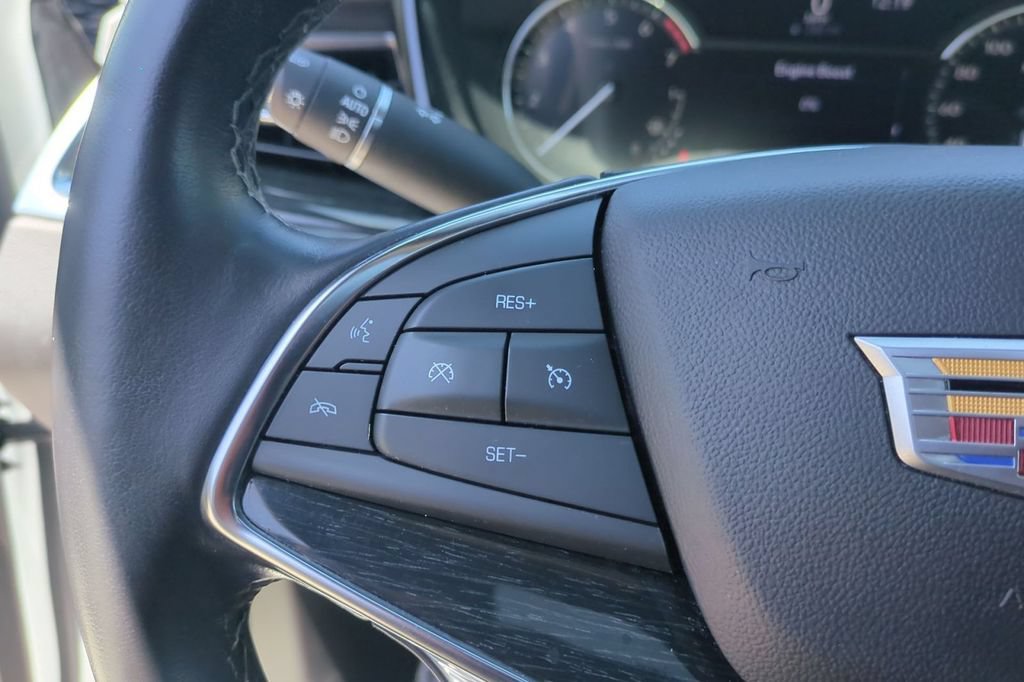 Used 2022 Cadillac XT5 Premium Luxury AWD/4WD image 26