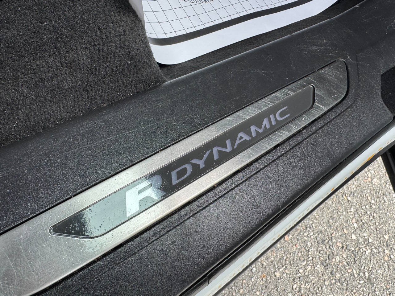 Used 2018 Land Rover Range Rover Velar R-Dynamic HSE AWD/4WD image 51