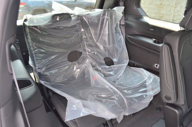 New 2025 Jeep Grand Cherokee L Laredo w/ Luxury Tech Group I image 37