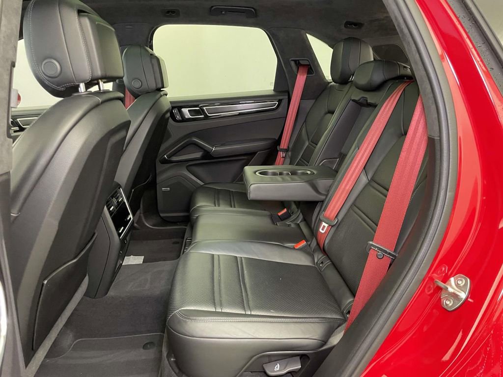 Certified 2023 Porsche Cayenne GTS AWD/4WD image 19