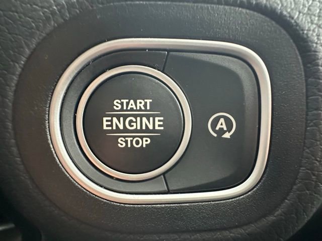 Certified 2025 Mercedes-Benz GLS 450 4MATIC image 26