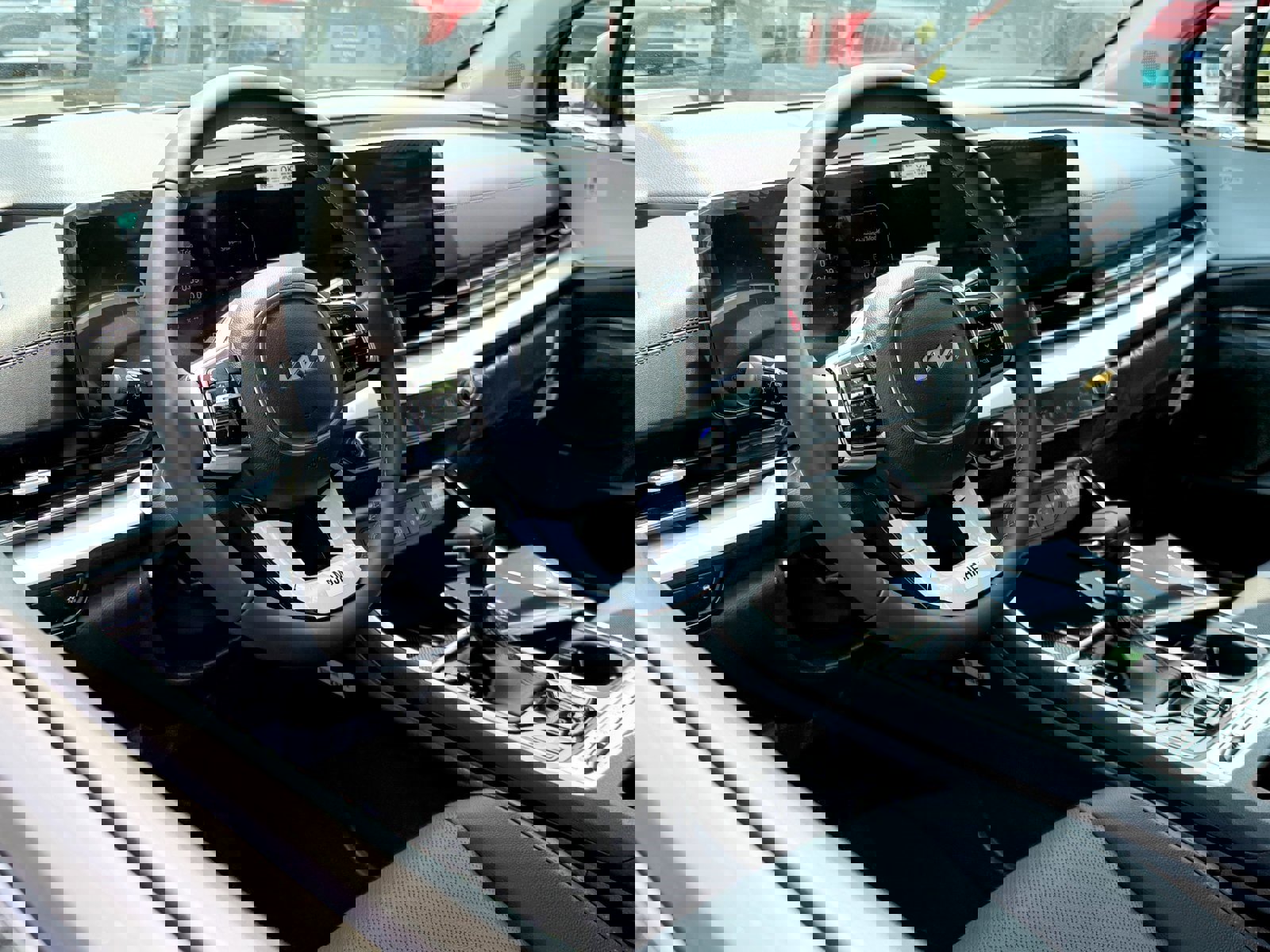 New 2026 Kia Carnival SX Prestige image 3