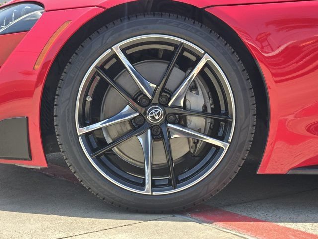 Used 2020 Toyota Supra RWD image 11