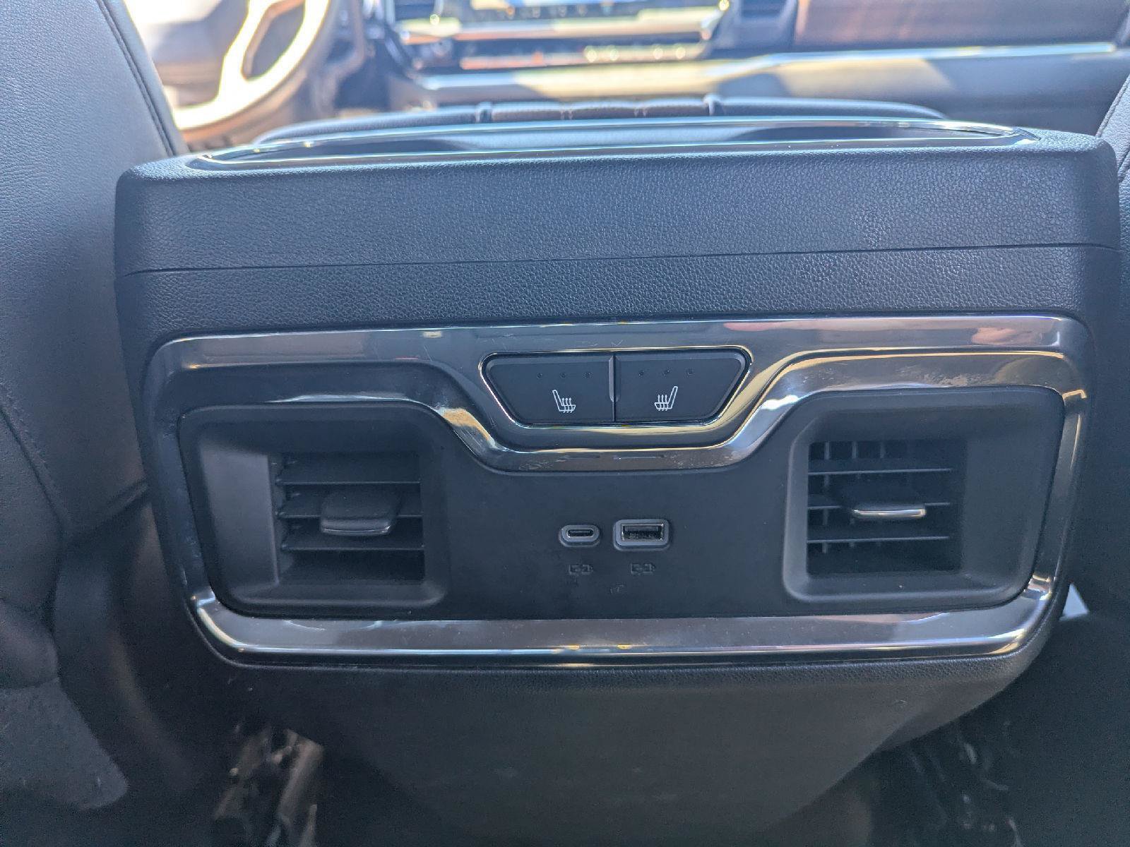 Used 2024 Chevrolet Silverado 2500 High Country w/ Technology Package AWD/4WD image 30
