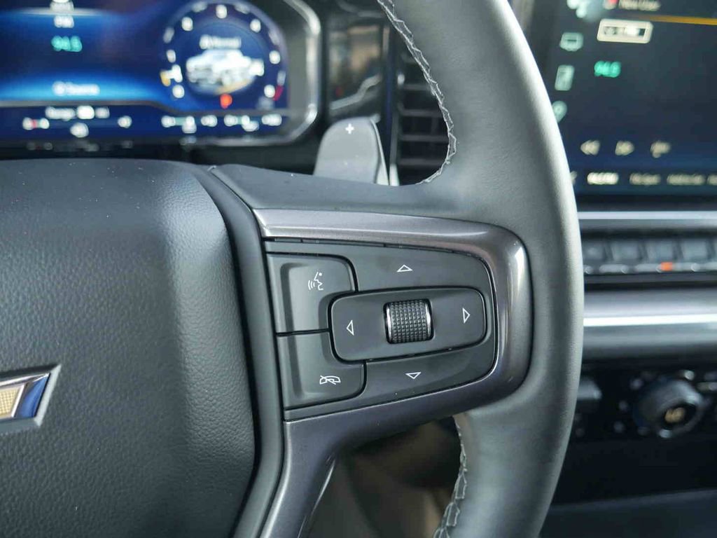 Used 2024 Chevrolet Silverado 1500 High Country w/ High Country Premium Package image 40