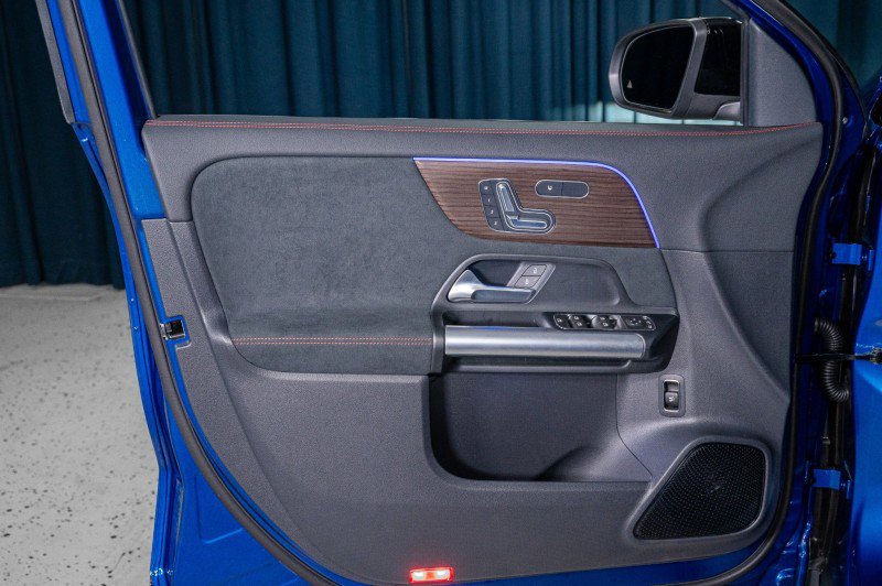 Certified 2025 Mercedes-Benz GLA 250 image 11