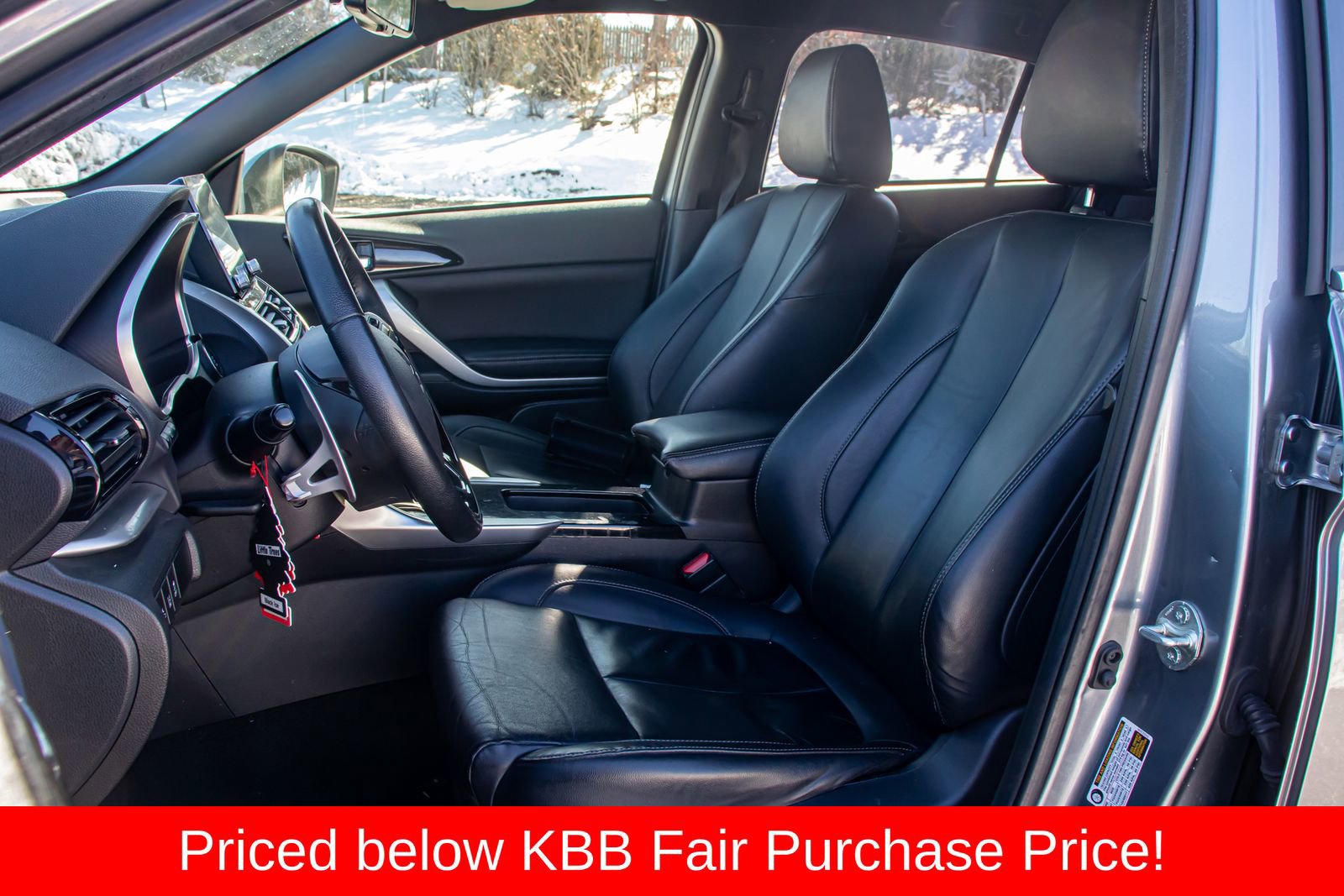 Used 2022 Mitsubishi Eclipse Cross SEL image 9