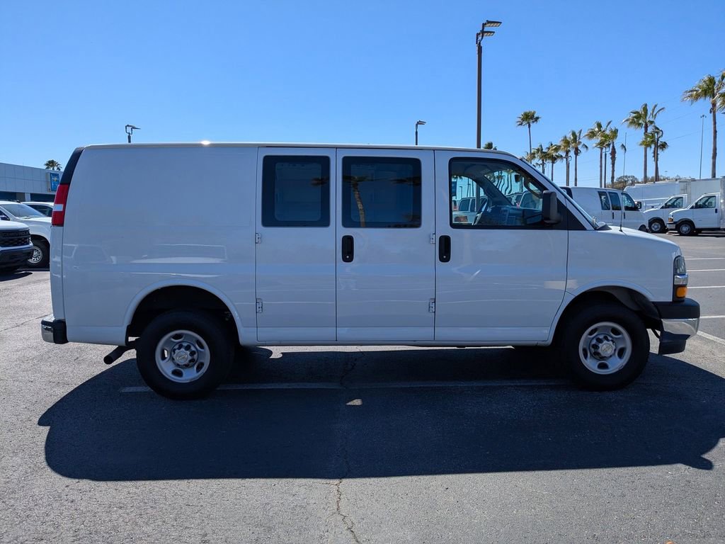 Used 2024 Chevrolet Express 2500 w/ Driver Convenience Package image 3