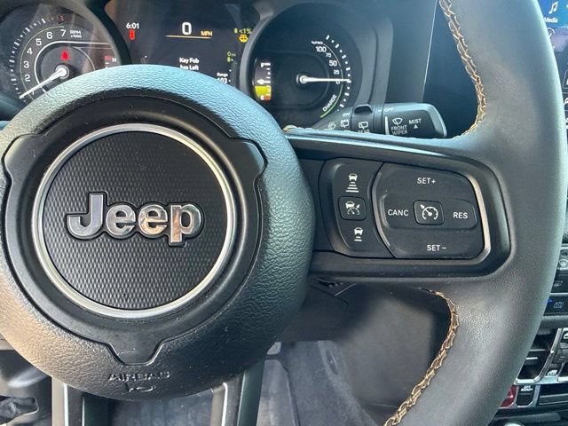 Used 2024 Jeep Wrangler Unlimited AWD/4WD image 39