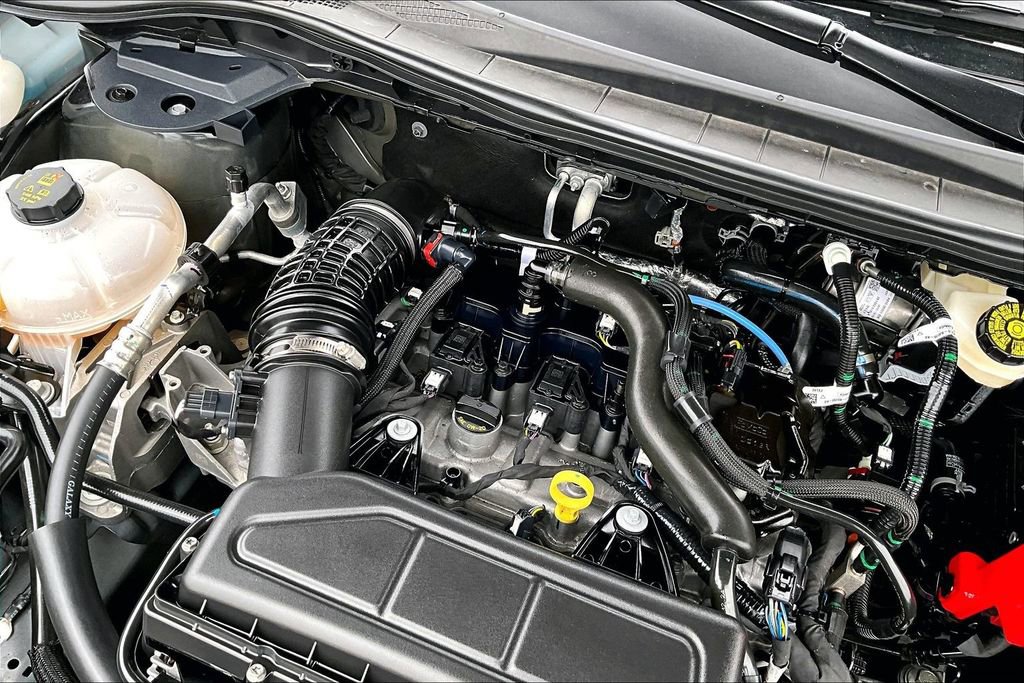 Used 2025 Ford Escape ST-Line image 42