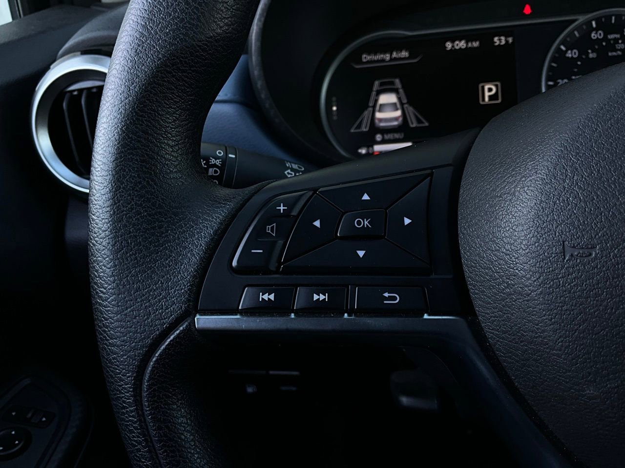 Used 2025 Nissan Versa SV image 28