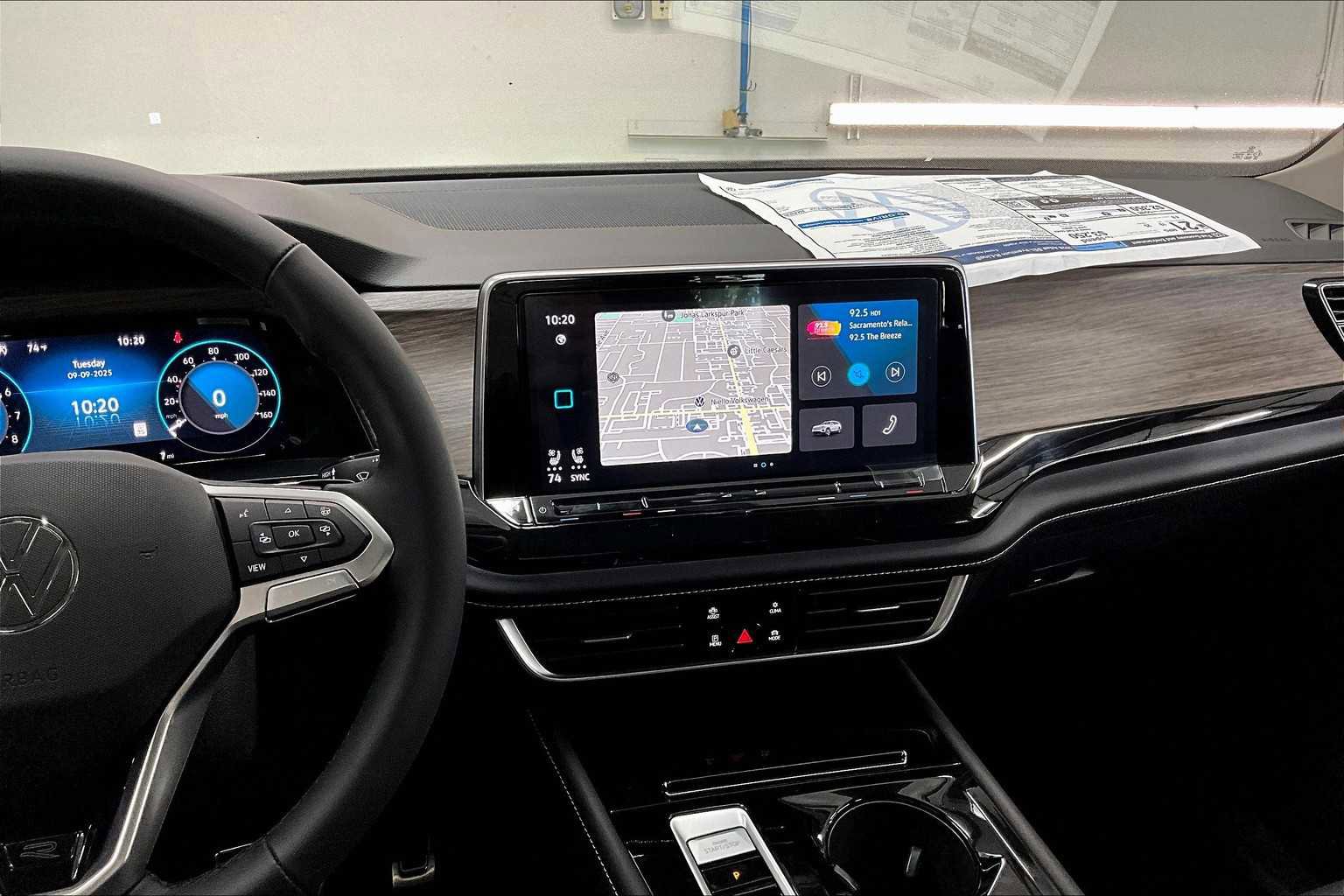 New 2026 Volkswagen Atlas SEL Premium R-Line image 9