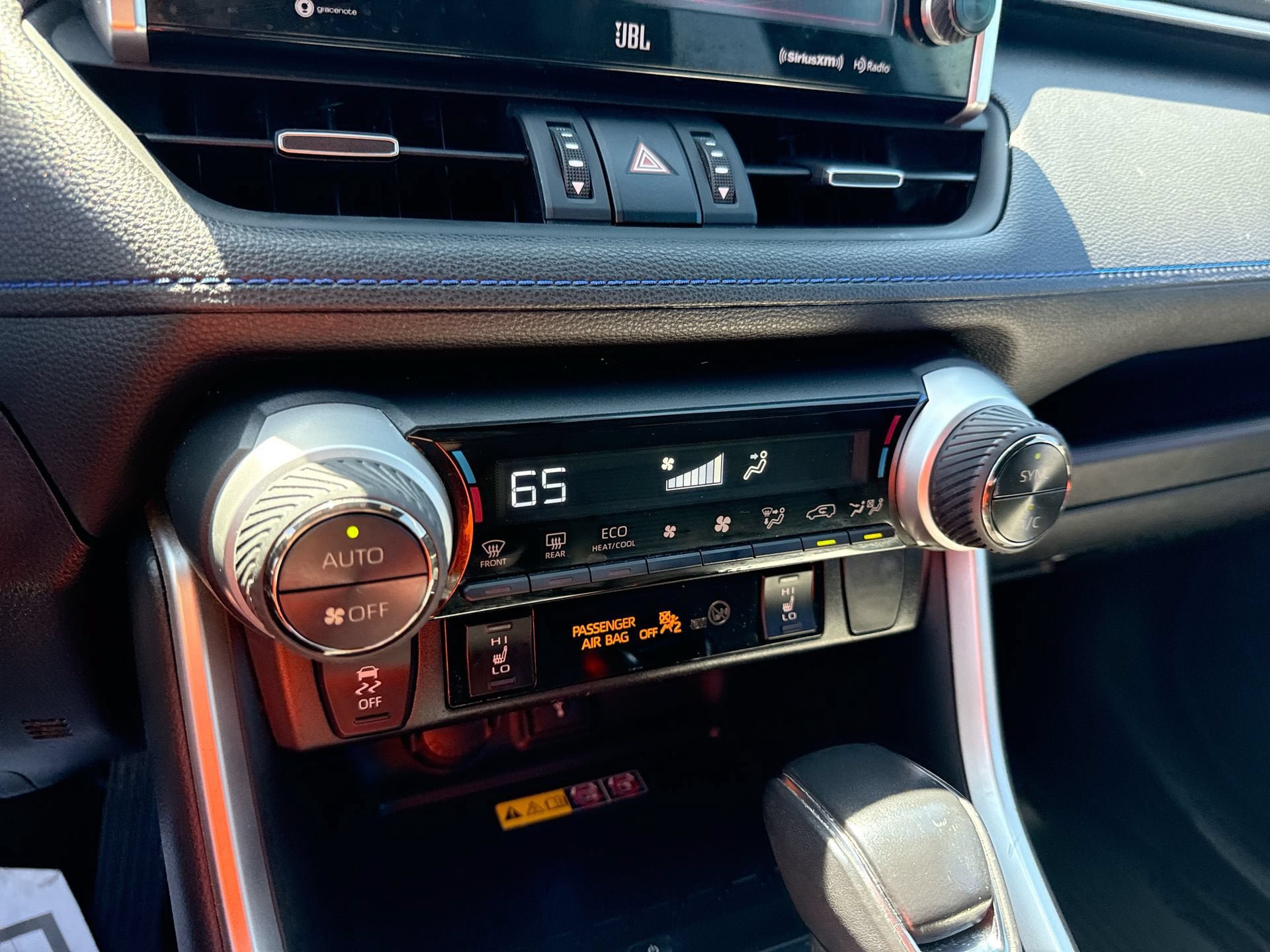 Certified 2022 Toyota RAV4 XSE AWD/4WD image 17