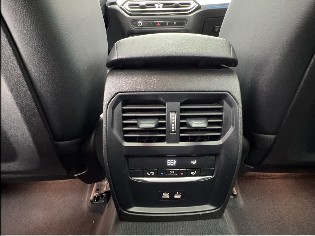Used 2024 BMW 330i Sedan RWD image 42