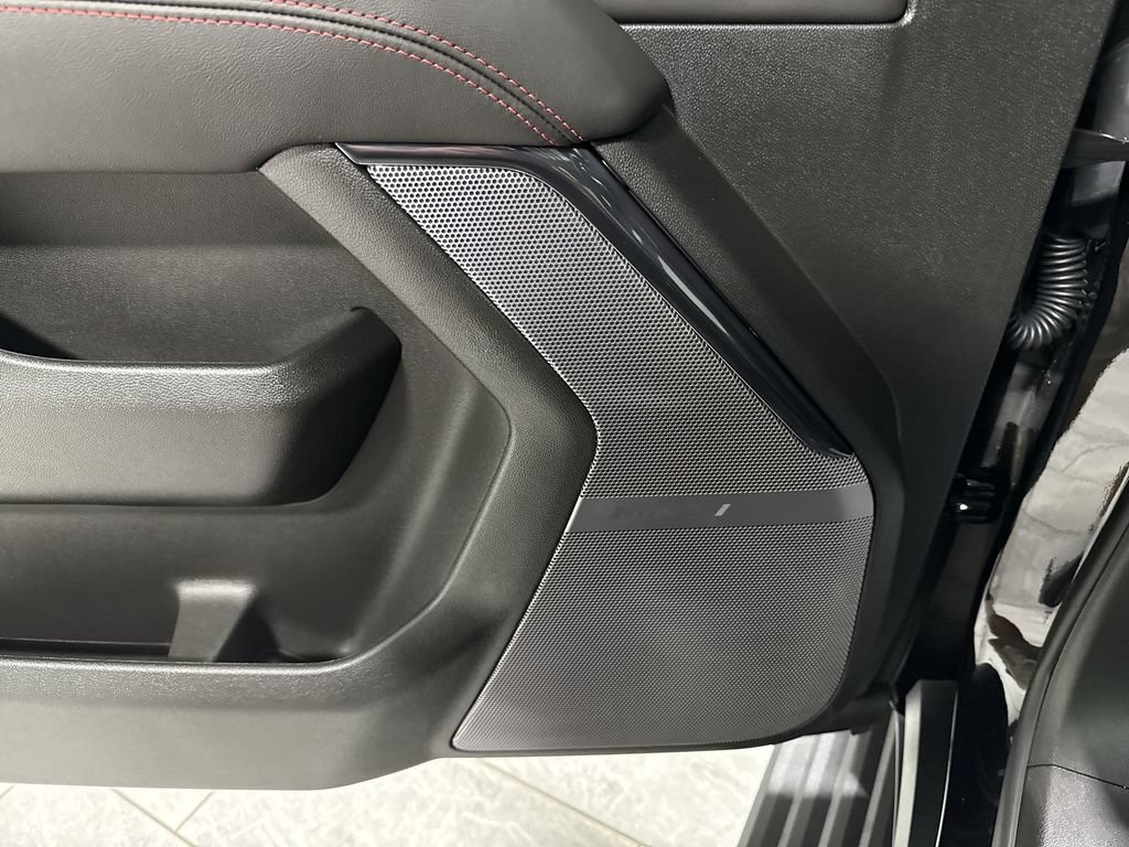 New 2026 GMC Yukon AT4 Ultimate AWD/4WD image 25